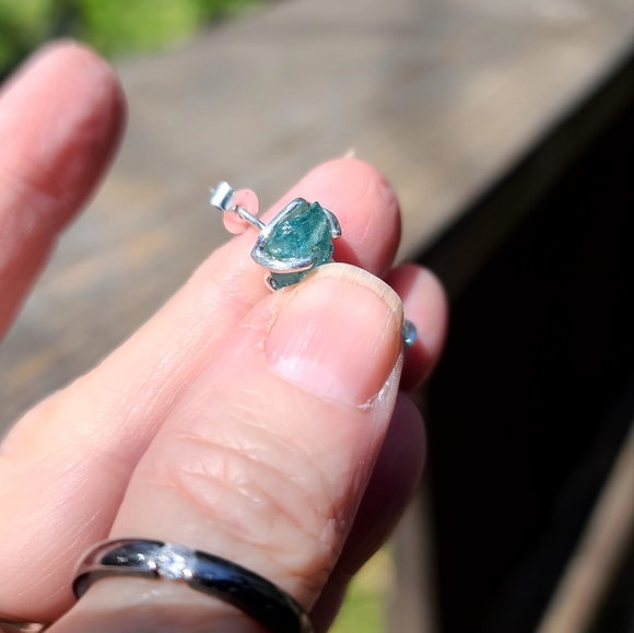 Apatite raw nugget studd sterling earrings - Picture 7 of 8